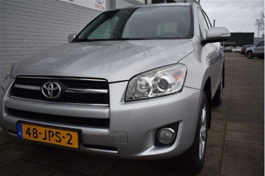 Toyota RAV4 - 2.0 VVTi Executive Business Trekhaak afneembaar Navigatie Parkeercamera Climate Contro - 1