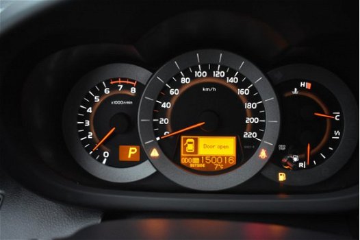 Toyota RAV4 - 2.0 VVTi Executive Business Trekhaak afneembaar Navigatie Parkeercamera Climate Contro - 1