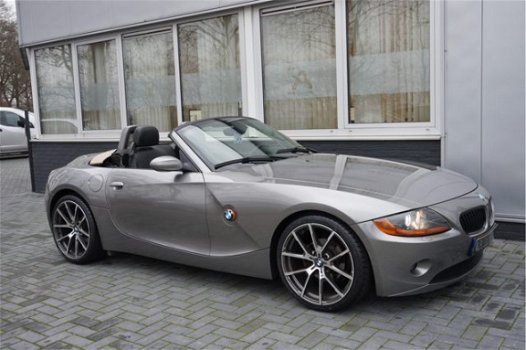 BMW Z4 Roadster - 2.5i S Navi|Xenon|Leder|PDC Grijs Metallic - 1