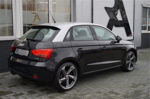 Audi A1 Sportback - 1.4 TFSI S-Tronic Ambition MMI|Clima|PDC|ECC Zwart - 1