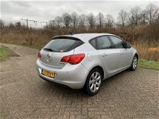 Opel Astra - 1.7 CDTi S/S Edition Navigatie / parkeersensoren. Zeer scherpe prijs