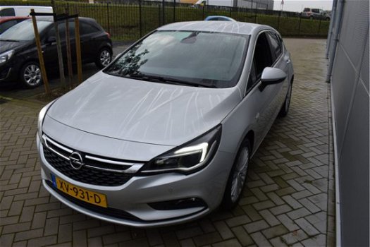 Opel Astra - 1.0 Turbo 120 Jaar Edition NAVI / RIJKLAARPRIJS ecc airco / pdc / agr-stoelen / 17 inch - 1