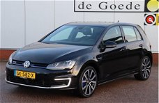 Volkswagen Golf - 1.4 TSI GTE org. NL-auto navigatie parkeerassistent automaat 20.940 incl.btw