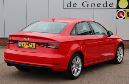 Audi A3 Limousine - 1.4 TFSI CoD Attraction Pro Line org. NL-auto navigatie parkeerassistent - 1