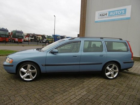 Volvo V70 - 2.4 D5 Edition II Climate Control - 1