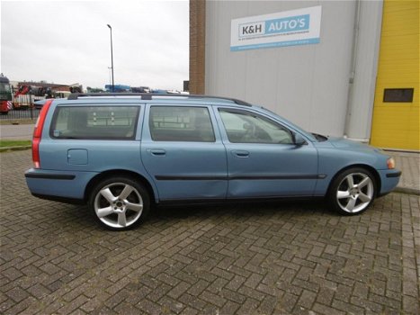 Volvo V70 - 2.4 D5 Edition II Climate Control - 1