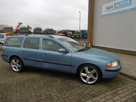 Volvo V70 - 2.4 D5 Edition II Climate Control - 1