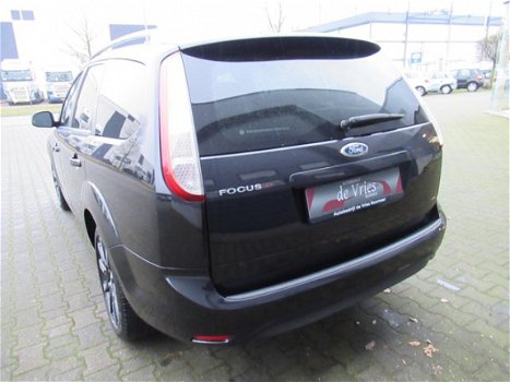 Ford Focus Wagon - 1.6 Black Magic / Airco / Lmv / Elektr. ramen - 1