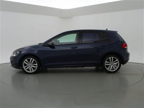 Volkswagen Golf - 1.2 TSI 5-DEURS + NAVIGATIE / 17 INCH / PRIVACY / CRUISE CONTROL - 1