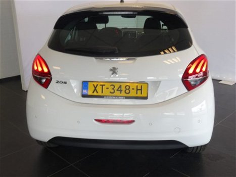 Peugeot 208 - 1.2 PureTech Signature | Full Map Navigatie | Radio DAB | Bluetooth | Parkeersensor Ac - 1