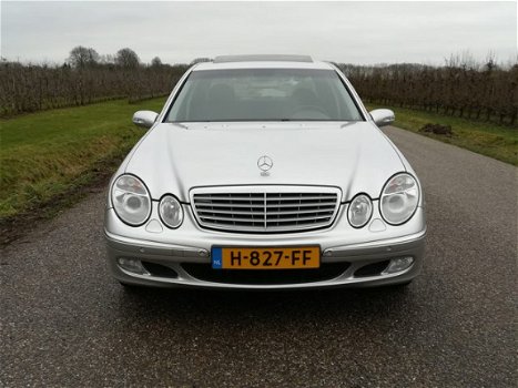Mercedes-Benz E-klasse - 200 K. Elegance Automaat | Schuifdak | Zeer nette auto - 1