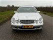 Mercedes-Benz E-klasse - 200 K. Elegance Automaat | Schuifdak | Zeer nette auto - 1 - Thumbnail