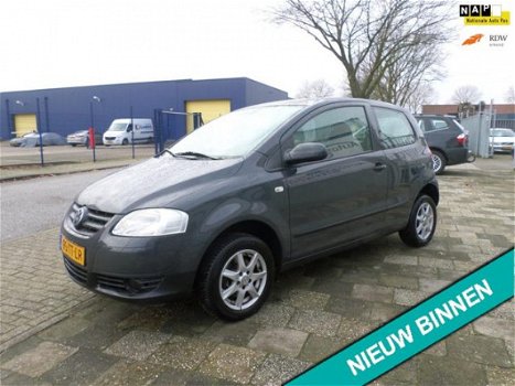 Volkswagen Fox - 1.4 Trendline - 1