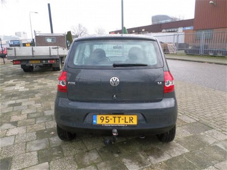 Volkswagen Fox - 1.4 Trendline - 1