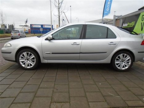 Renault Laguna - 1.6-16V Business - 1