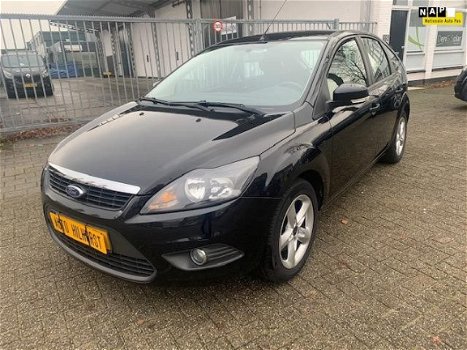 Ford Focus - 1.6 Comfort , 2e eigenaar, Dist-waterpomp vervangen, netjes onderhoud gehad, inruil bes - 1