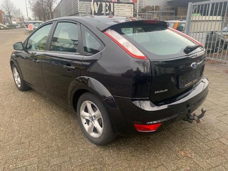 Ford Focus - 1.6 Comfort , 2e eigenaar, Dist-waterpomp vervangen, netjes onderhoud gehad, inruil bes - 1