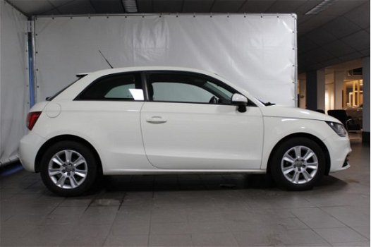 Audi A1 - 1.2 TFSI 86pk Attration / Cruise Control / Airco - 1