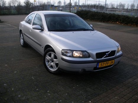 Volvo S60 - 2.4 Edition - 1