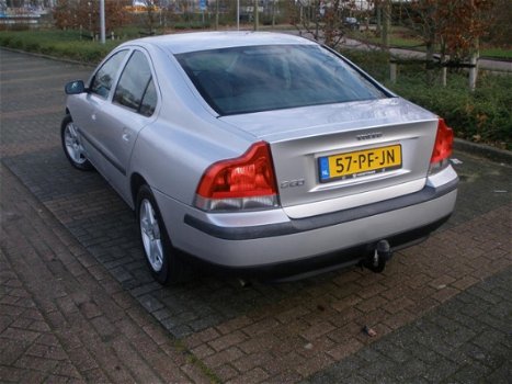 Volvo S60 - 2.4 Edition - 1