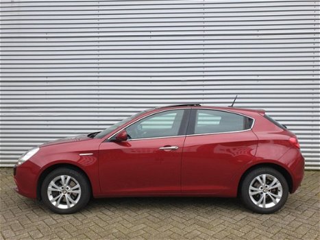 Alfa Romeo Giulietta - 1.4 T Distinctive van eerste eigenaar - 1