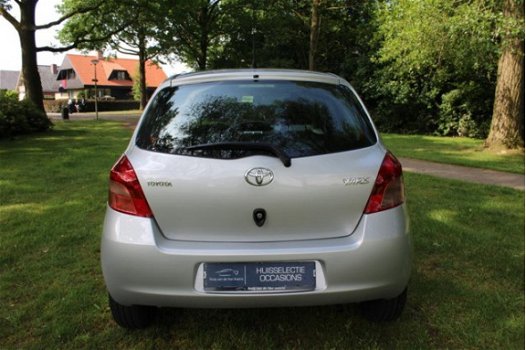 Toyota Yaris - 1.0 VVT-i Sol 70 PK 5 deurs AIRCO - 1