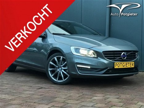 Volvo V60 - 2.0 D3 Polar+ Dynamic , Aut. Navigatie Sportstoelen Stoelverwarming Achteruitrijcamera X - 1