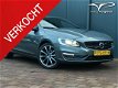 Volvo V60 - 2.0 D3 Polar+ Dynamic , Aut. Navigatie Sportstoelen Stoelverwarming Achteruitrijcamera X - 1 - Thumbnail