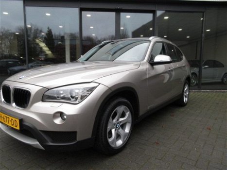 BMW X1 - 2.0i 184pk High Exe XDrive, Leer, Pano, Xenon, Ecc, Navi, Cruise, Pdc - 1