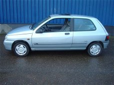 Renault Clio - 1.4 Mexx Automaat, 71488km, APK 8-6-2020