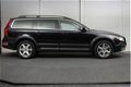 Volvo XC70 - 2.4D D5 136KW AWD AUT Momentum - 1 - Thumbnail