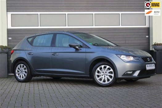 Seat Leon - 1.2 TSI Businessline 105pk Grijs - 1