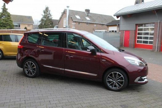 Renault Grand Scénic - 1.2TCE 132PK, Bose, R-link, Camera, Trekhaak - 1