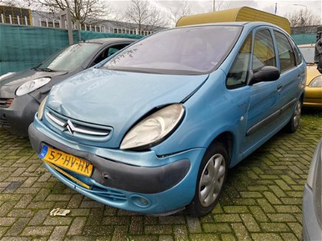 Citroën Xsara Picasso - 1.8i-16V - 1