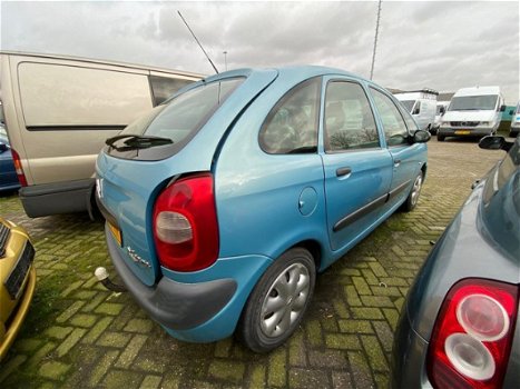 Citroën Xsara Picasso - 1.8i-16V - 1