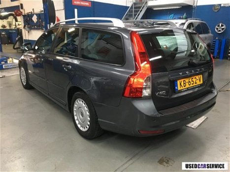 Volvo V50 - diesel navi climatecontr nw apk - 1