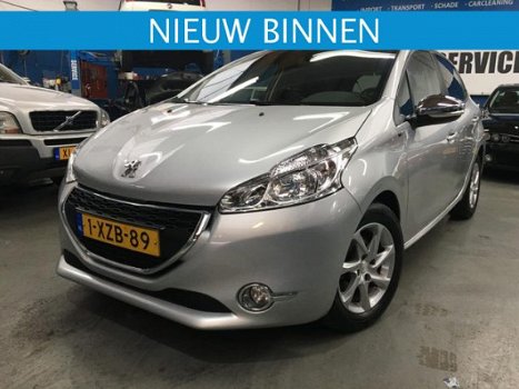 Peugeot 208 - Style 1.6 Airco 5drs NAP LM-velg Zuinig - 1