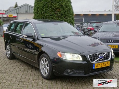 Volvo V70 - 1.6D DRIVe Summum 2010 Xenon Leder - 1