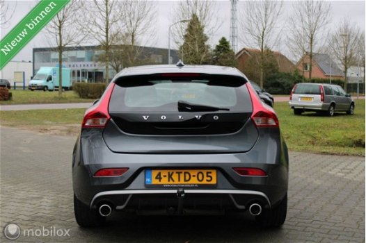 Volvo V40 - 1.6 D2 R-Design, Navi, Leder - 1