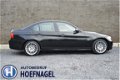BMW 3-serie - 318i Executive Climate/Cruise control/Elektrische ramen/Parkeersensoren/LM velgen 17'' - 1 - Thumbnail