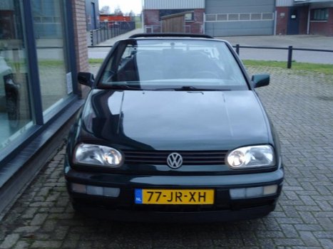 Volkswagen Golf Cabriolet - 1.8 Pink Floyd - 1