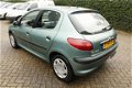 Peugeot 206 - 1.4 75PK AUTOMAAT CLIMAT NIEUWE APK - 1 - Thumbnail