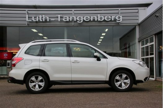 Subaru Forester - 2.0 Luxury Plus - 1