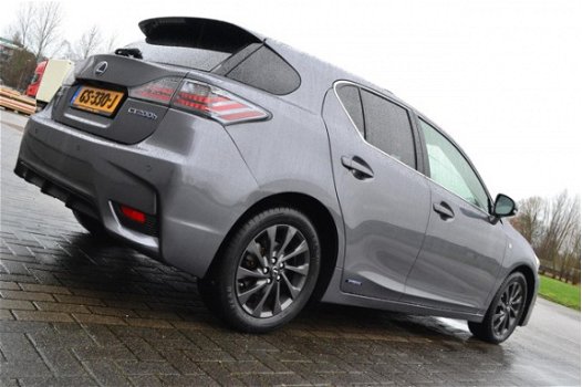 Lexus CT 200h - 25th Edition - 1