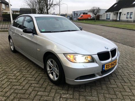 BMW 3-serie - 320i [bj 2006] Xenon/Navi|Nette auto - 1