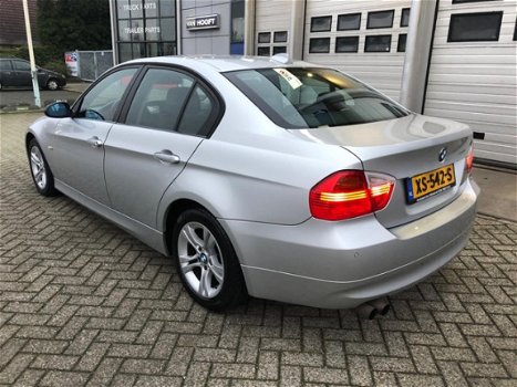 BMW 3-serie - 320i [bj 2006] Xenon/Navi|Nette auto - 1