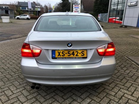 BMW 3-serie - 320i [bj 2006] Xenon/Navi|Nette auto - 1