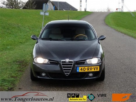 Alfa Romeo 156 Sportwagon - 1.9 JTD Distinctive Leer-Cruise-Trekhaak-Nette auto - 1