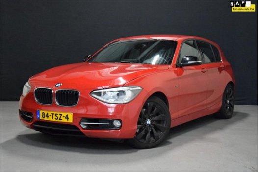 BMW 1-serie - 118i Sport Limited M-Pakket 170 PK [M-PAKKET, GROOT NAVI, SPORTSTOELEN, TELEFOON, BLUE - 1