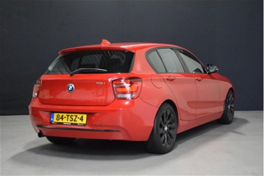 BMW 1-serie - 118i Sport Limited M-Pakket 170 PK [M-PAKKET, GROOT NAVI, SPORTSTOELEN, TELEFOON, BLUE - 1